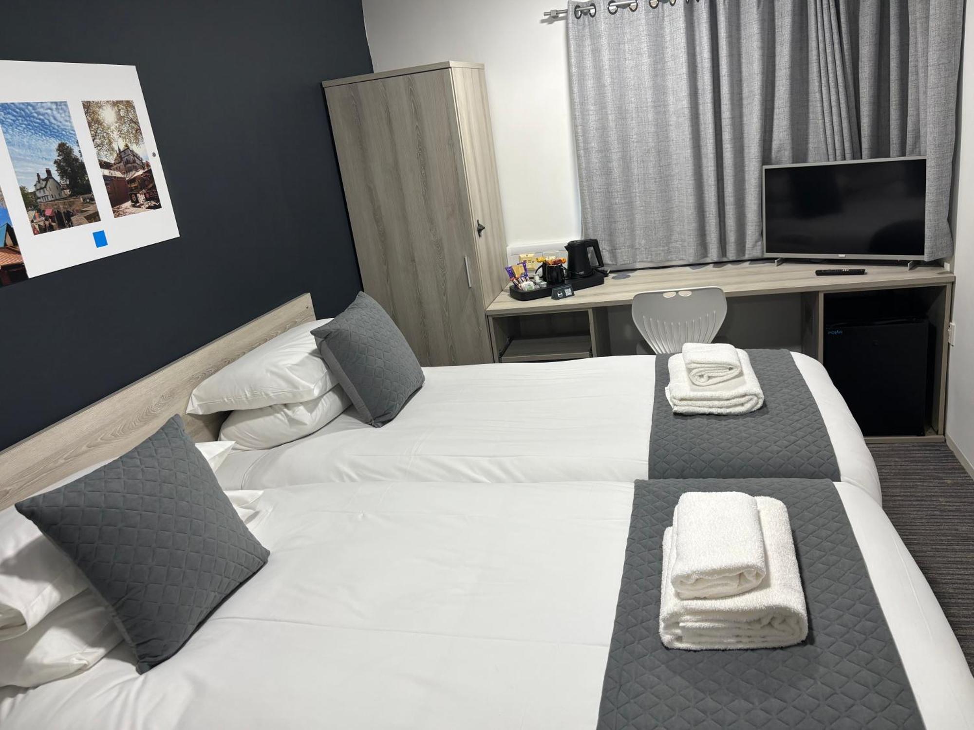 Broadview Hotel NWI Oda fotoğraf